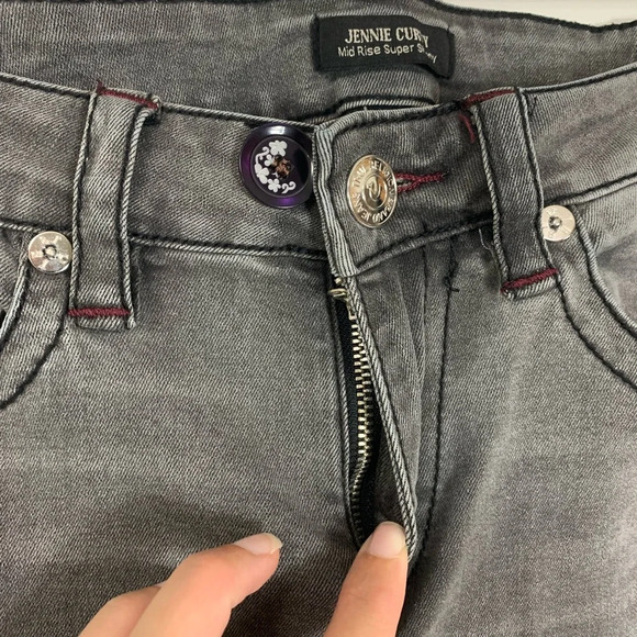 True Religion Jennie Curvy Jeans Women's 28 Gray  Denim Mid Rise Skinny Raw Hem - Picture 6 of 15